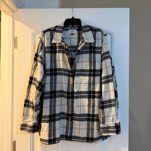 American Eagle Oversized Plaid Button-Up Shirt (Black)